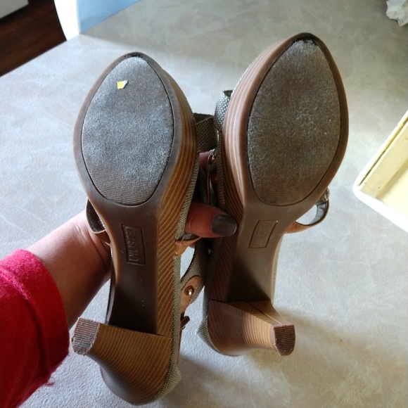 Unlisted Heels - Picture 2 of 3